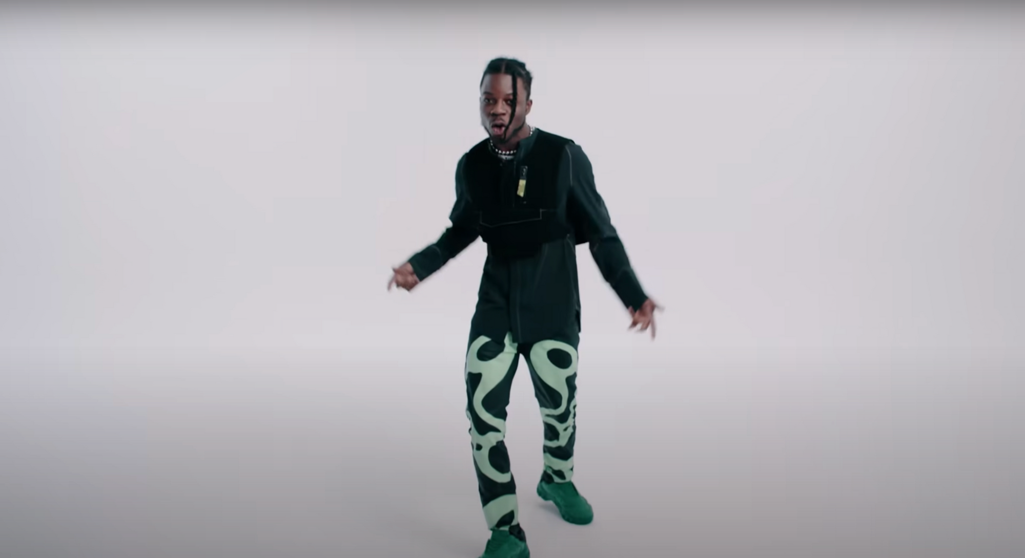 A.C.E (에이스) - Fav Boyz (feat. Thutmose) [Steve Aoki's Gold Star Remix] Music Video